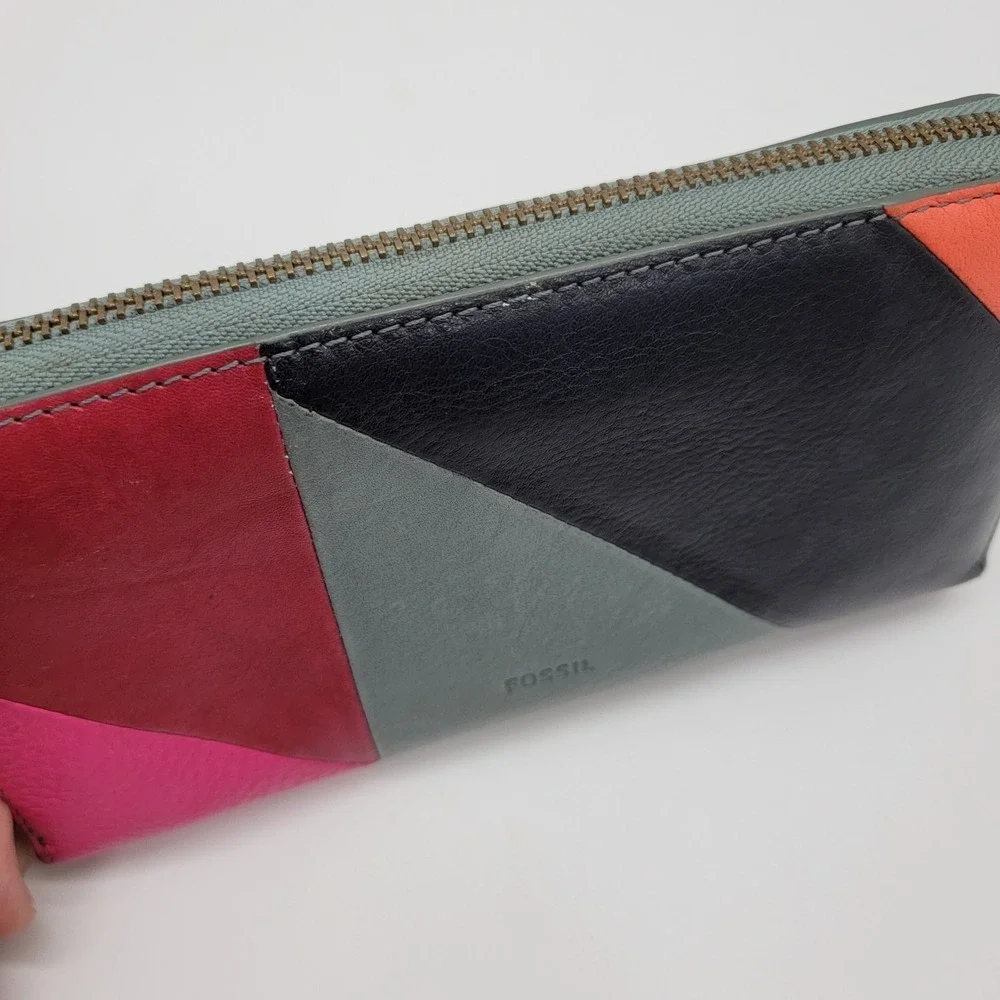Fossil Women's Keely Wristlet Wallet Multicolor Leather Zipper Wrap Around